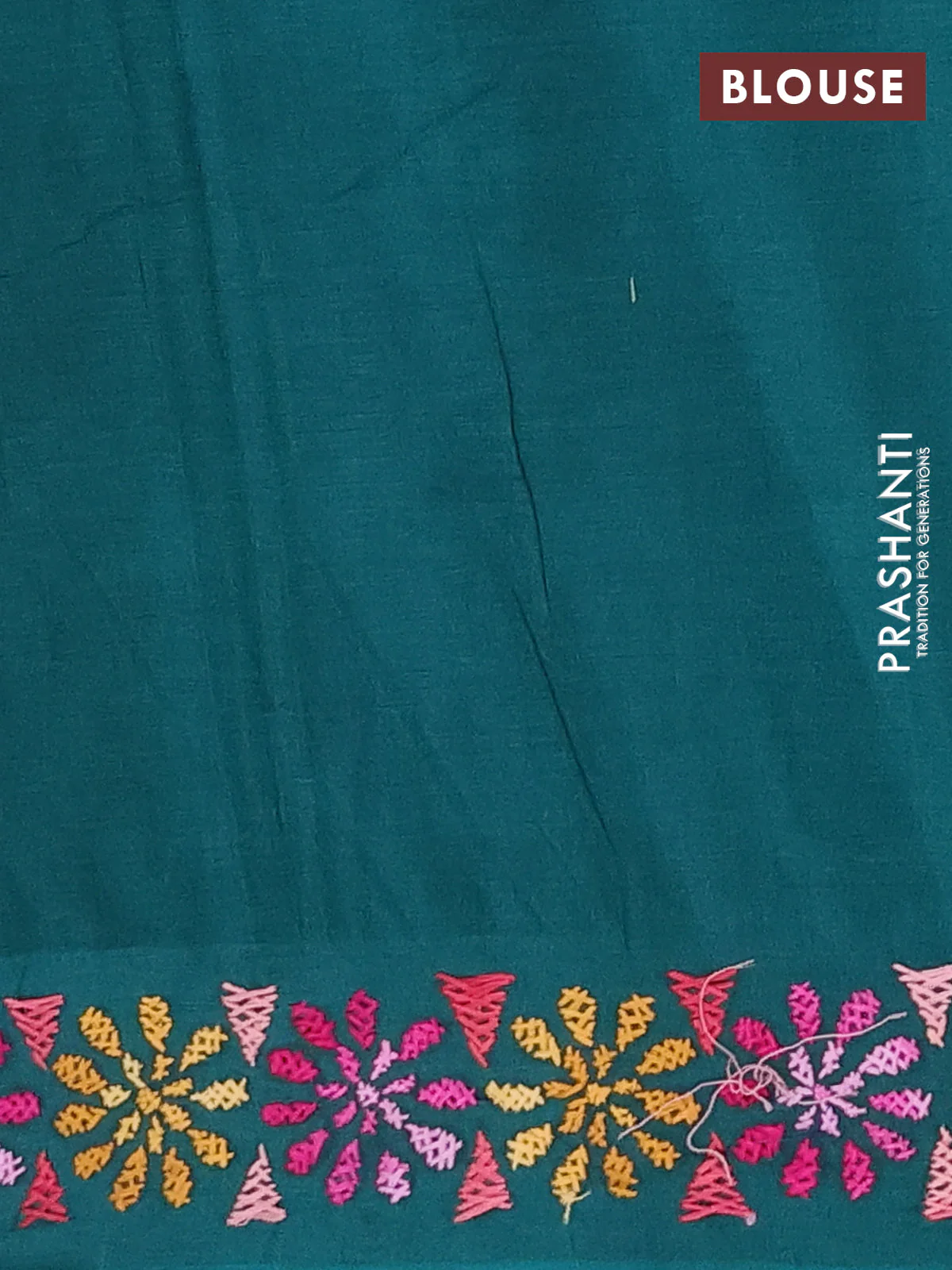 Ikat cotton saree cream and green with allover ikat woven buttas and kantha stitch work pallu - Image 4