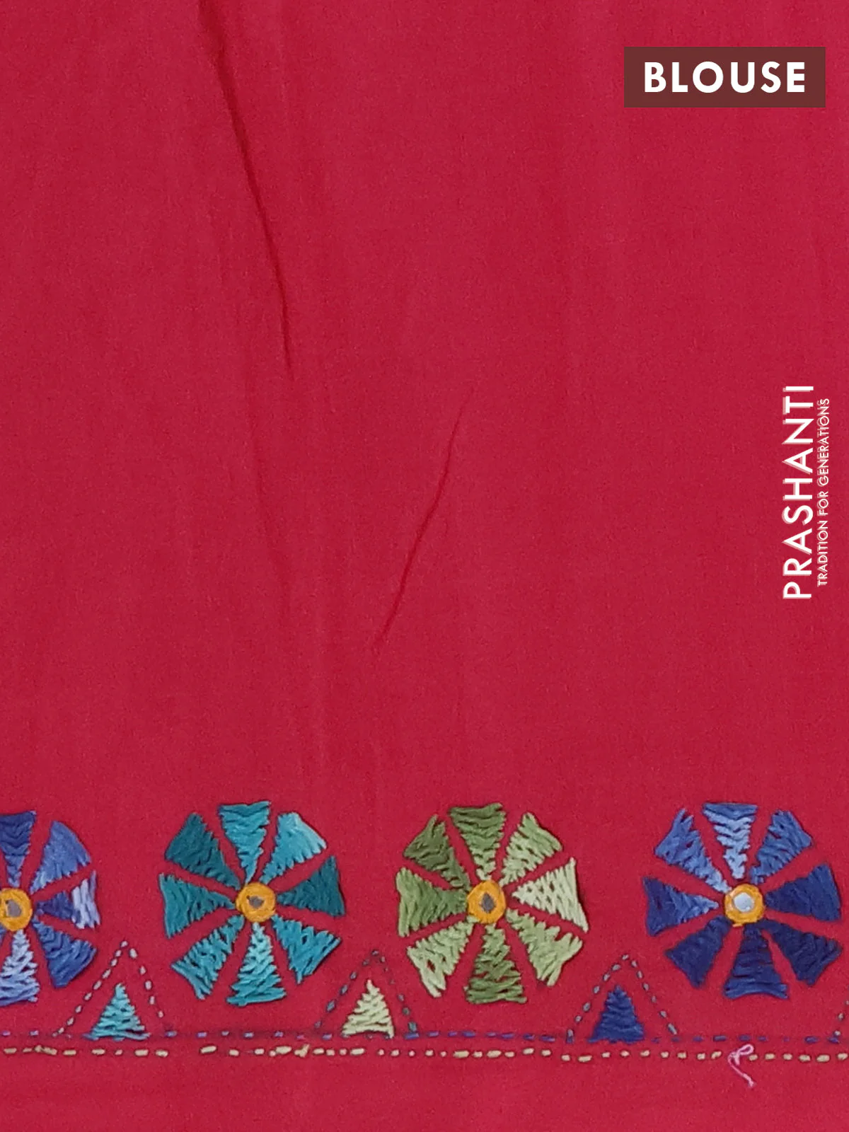 Ikat cotton saree cream and magenta pink with allover ikat stripes pattern and kantha stitch work pallu - Image 4
