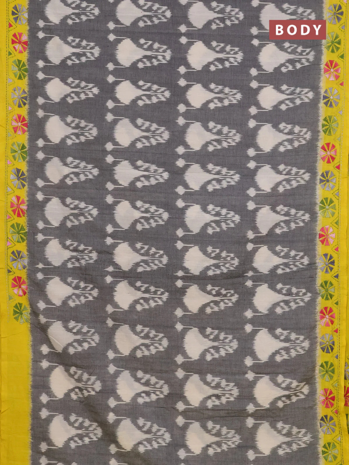 Ikat cotton saree cream black and yellow with allover ikat weaves and kantha stitch work pallu - Image 2