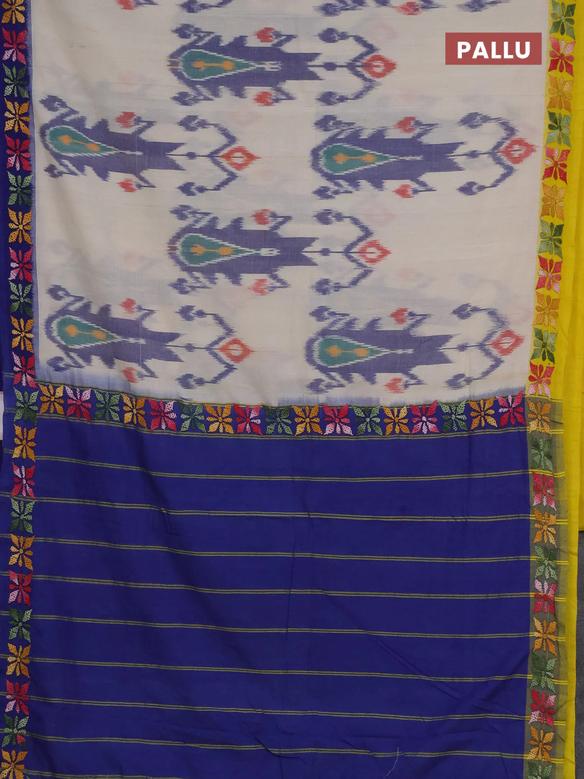 Ikat cotton saree cream with allover ikat weaves and ganga jamuna border - Image 3