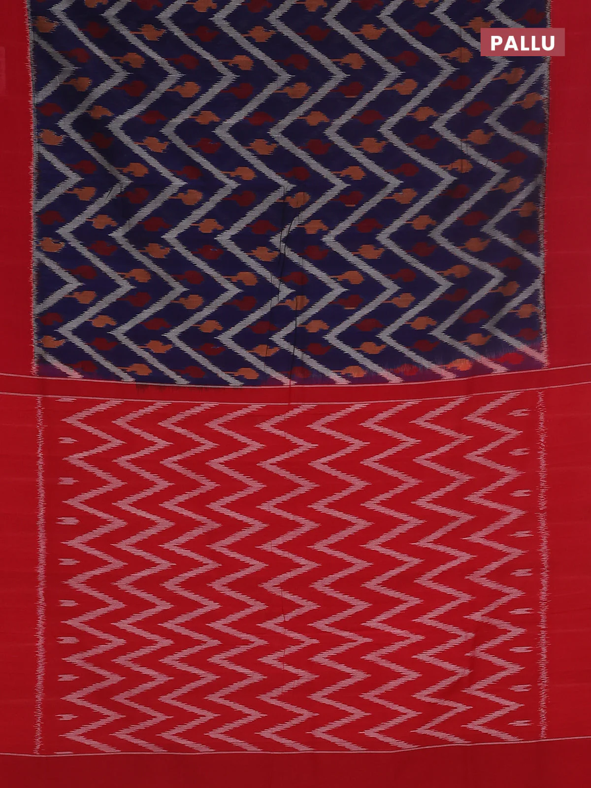 Ikat cotton saree dark blue and red with allover zig zag ikat weaves and simple border - Image 3