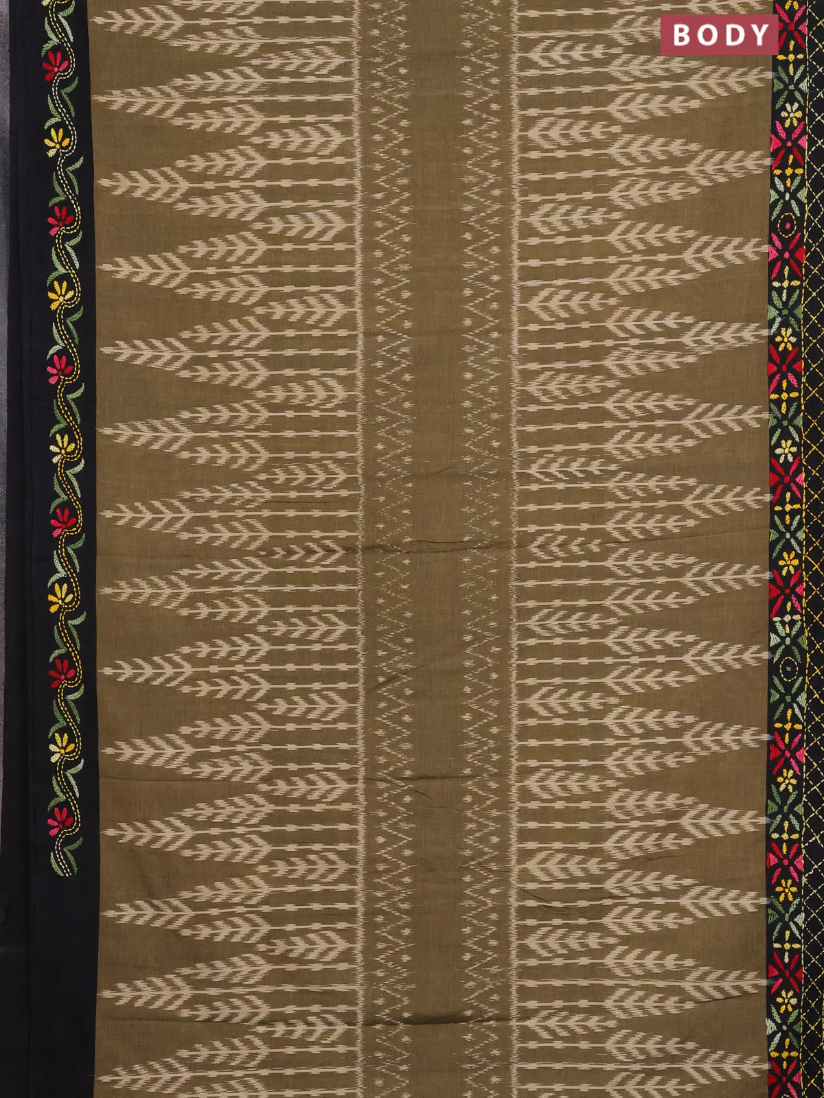 Ikat cotton saree mehendi green and black with allover ikat weaves and kantha stitch work pallu - Image 2