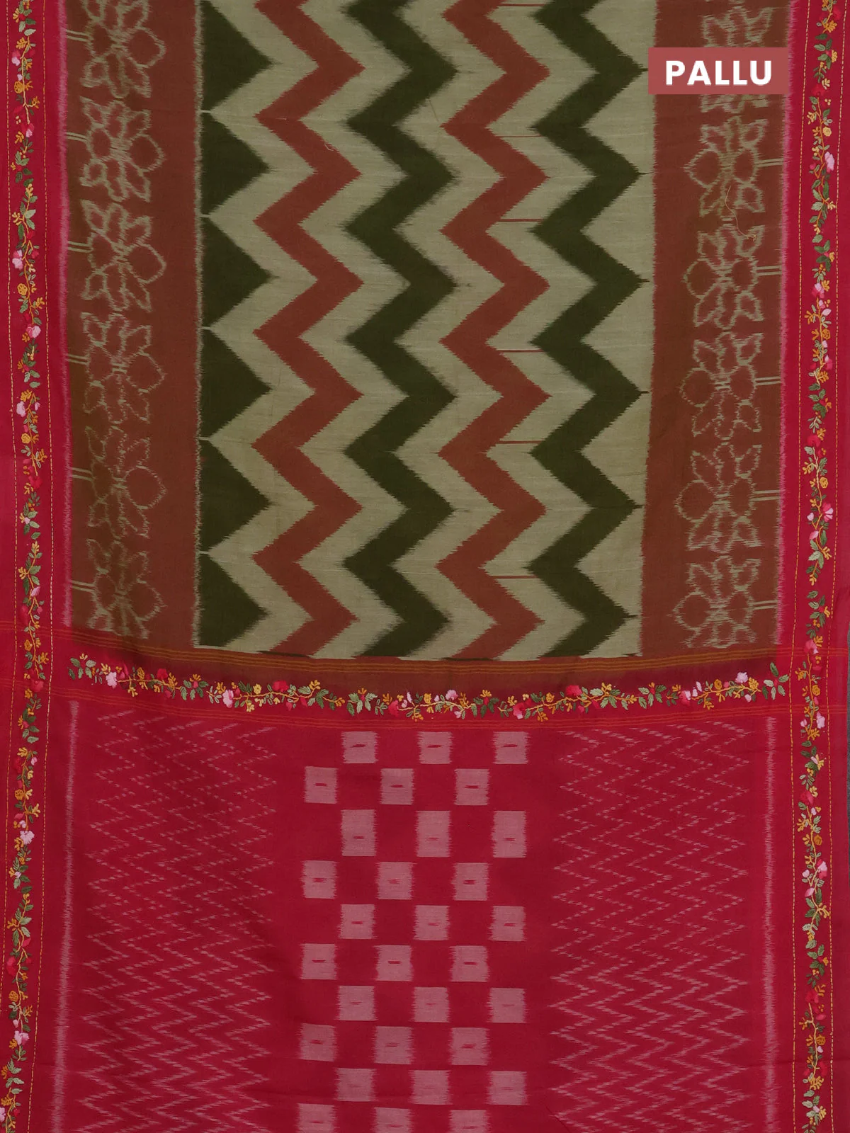 Ikat cotton saree mehendi green and pink with allover zigzag ikat weaves and ikat woven & kantha stitch work pallu - Image 3