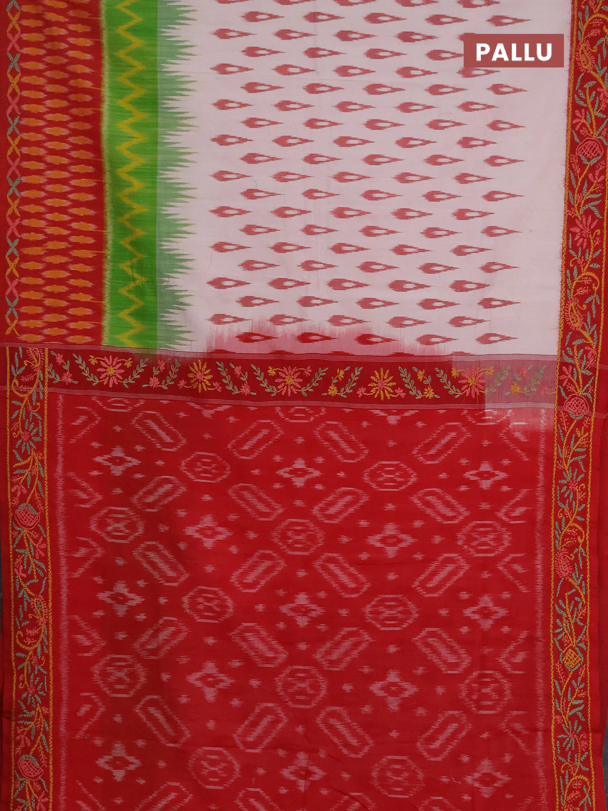 Ikat cotton saree off white and red with allover ikat woven buttas and kantha stitch work pallu - Image 3