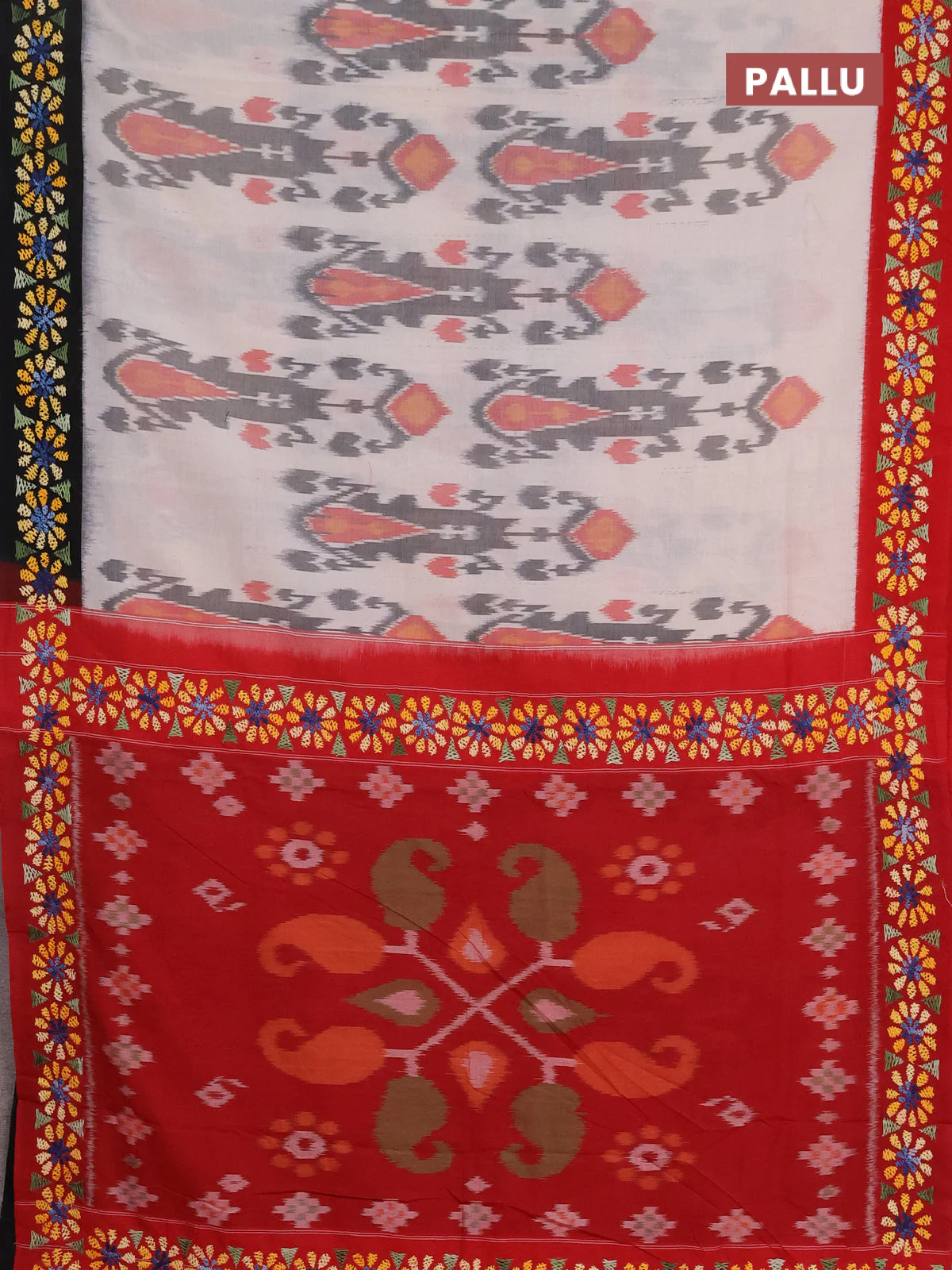 Ikat cotton saree off white with allover ikat weaves and ganga jamuna border - Image 3