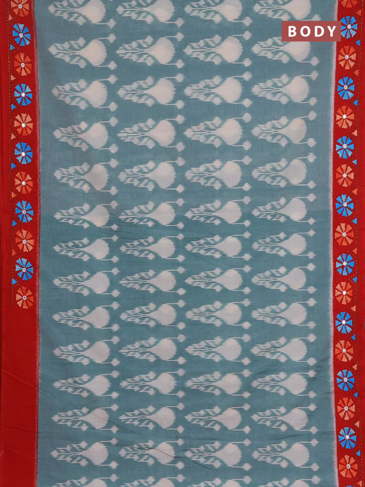 Ikat cotton saree pastel green and red with allover ikat weaves and kantha stitch work pallu - Image 2