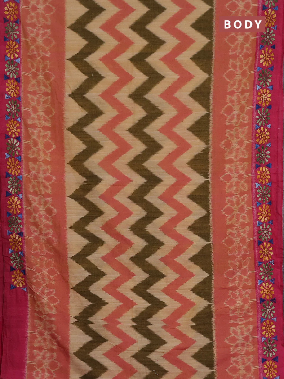 Ikat cotton saree sandal and pink with allover zigzag ikat weaves and ikat woven & kantha stitch work pallu - Image 2