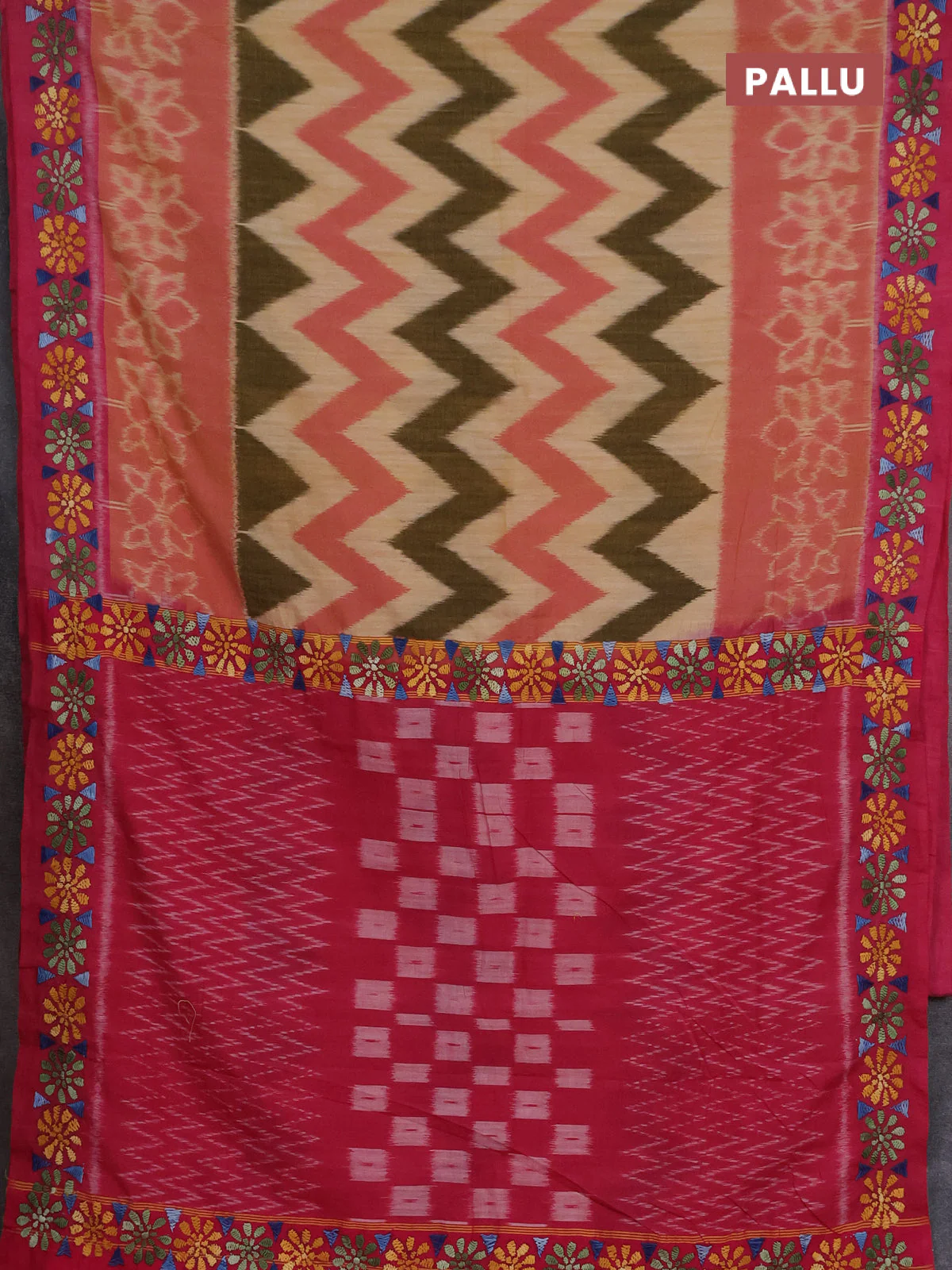 Ikat cotton saree sandal and pink with allover zigzag ikat weaves and ikat woven & kantha stitch work pallu - Image 3