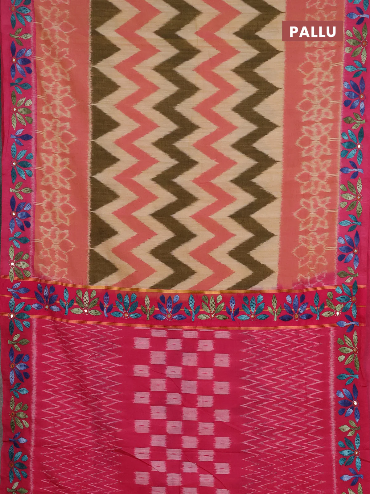 Ikat cotton saree sandal and pink with allover zigzag ikat weaves and kantha stitch work pallu - Image 3