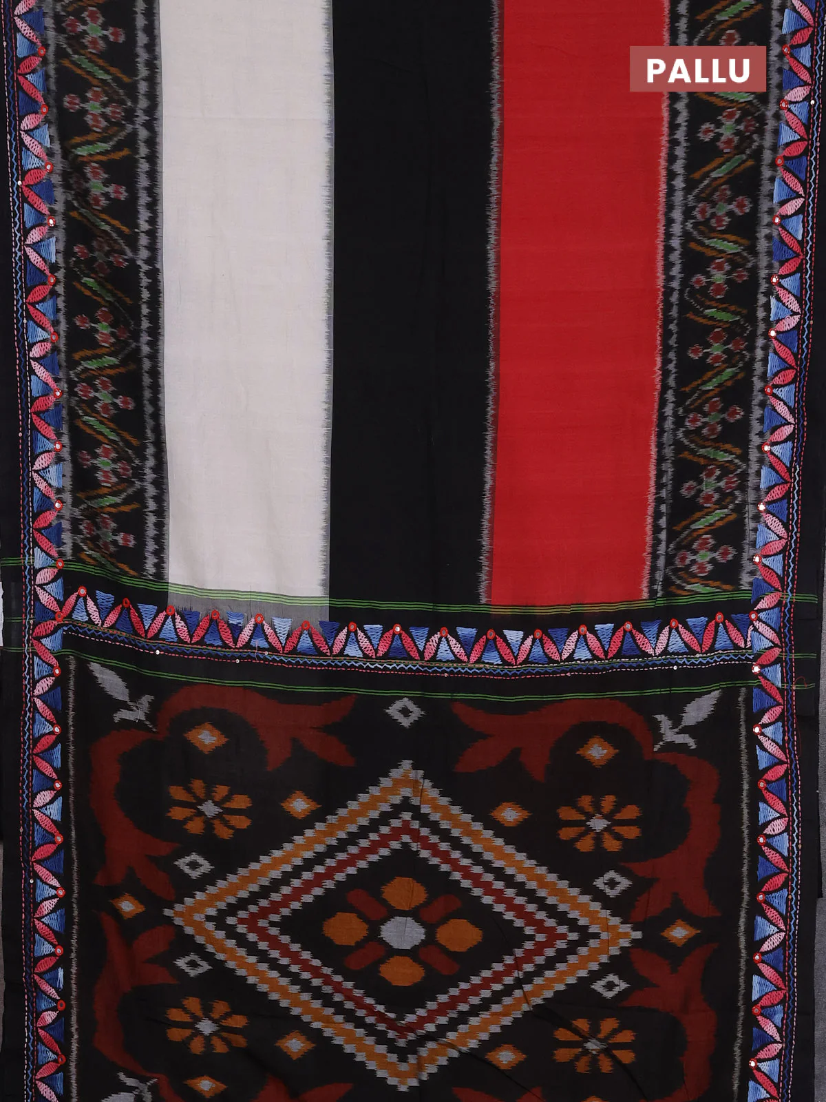 Ikat cotton saree tri colour and black with plain body and ikat weaves & kantha stitch work border - Image 3
