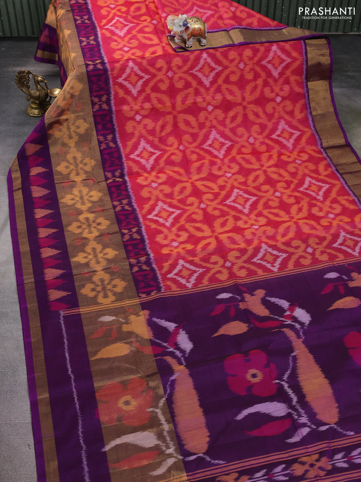 Ikat silk cotton saree pink and purple with allover ikat weaves and long zari woven ikat border - Image 2