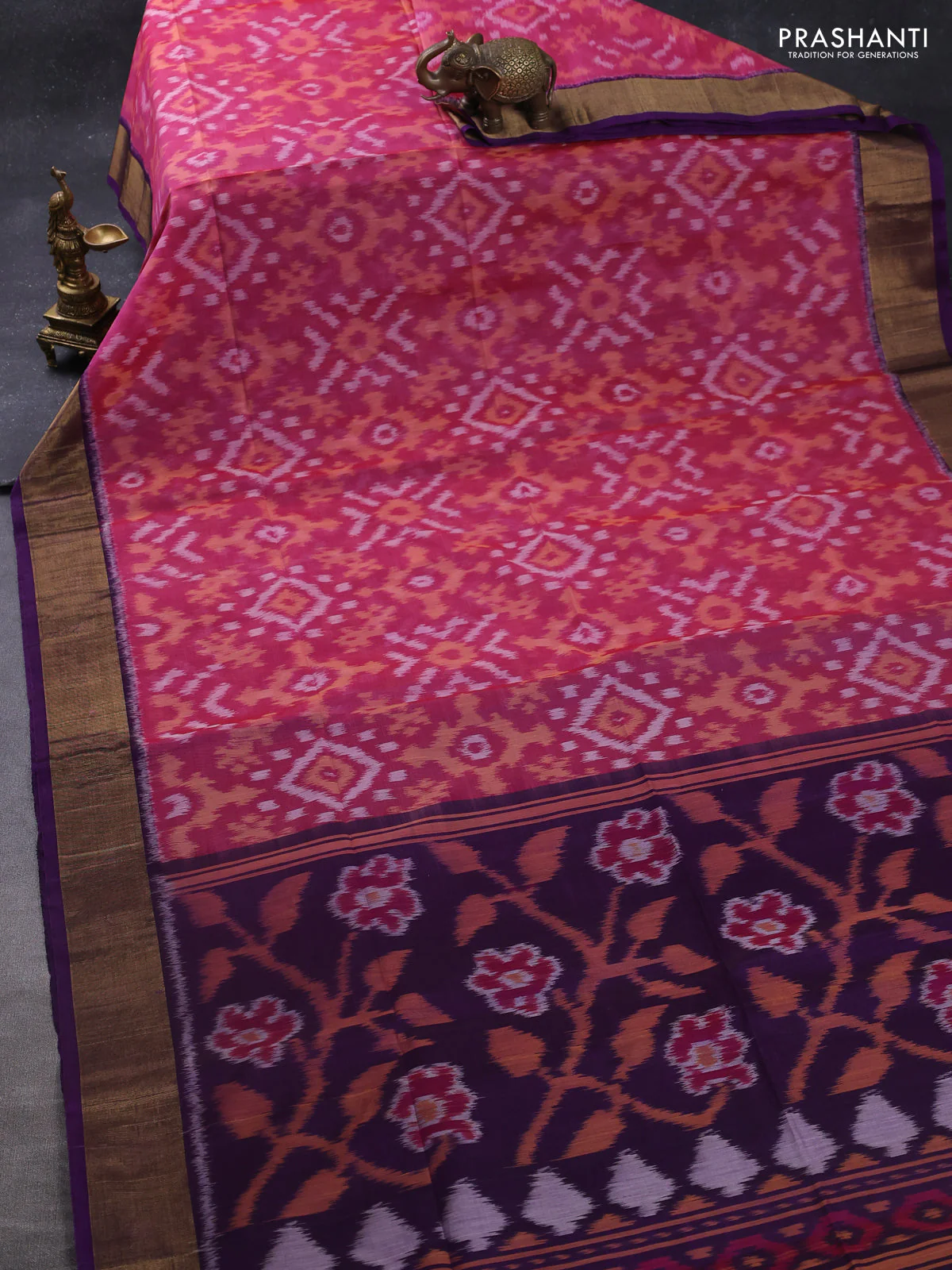 Ikat silk cotton saree pink and purple with allover ikat weaves and zari woven border - Image 2