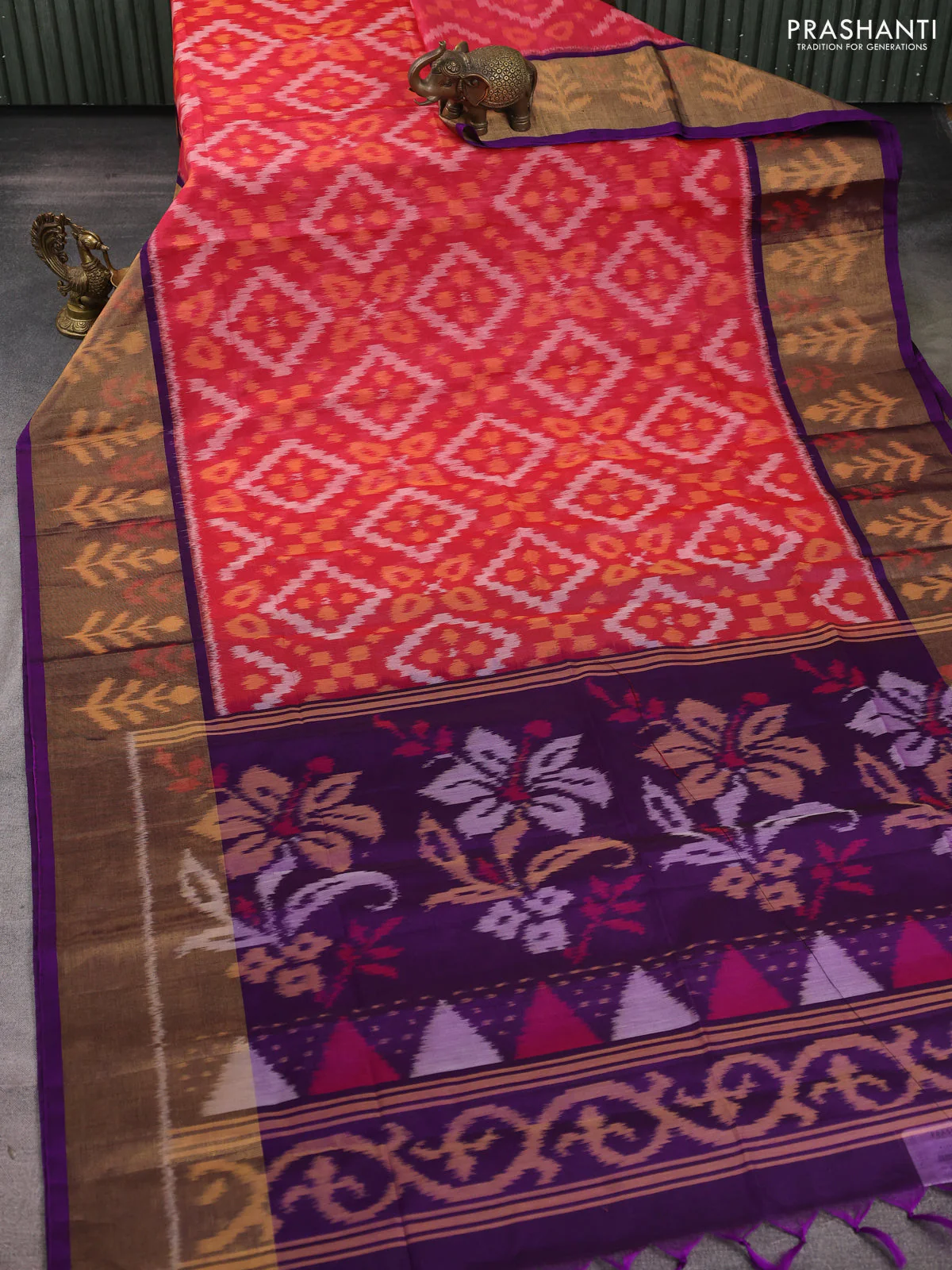 Ikat silk cotton saree pink shade and purple with allover ikat weaves and long zari woven ikat border - Image 2