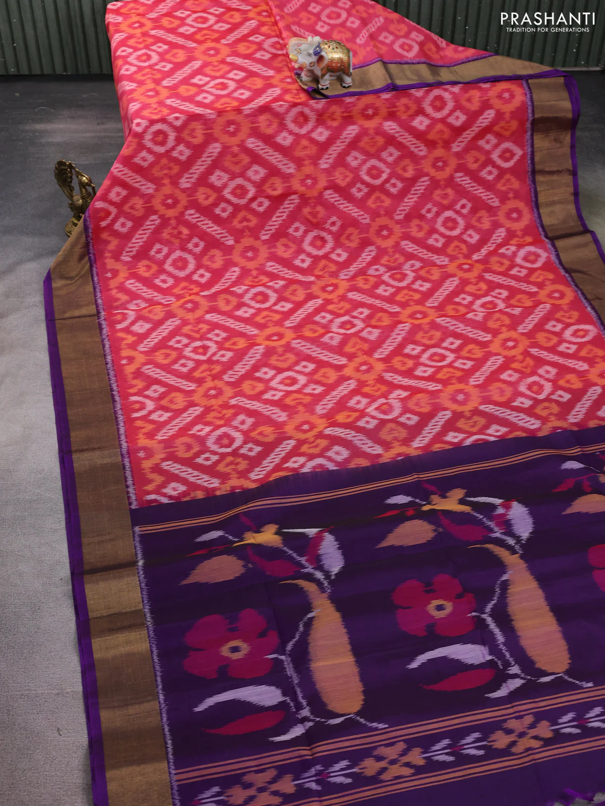 Ikat silk cotton saree pink shade and purple with allover ikat weaves and zari woven border - Image 2