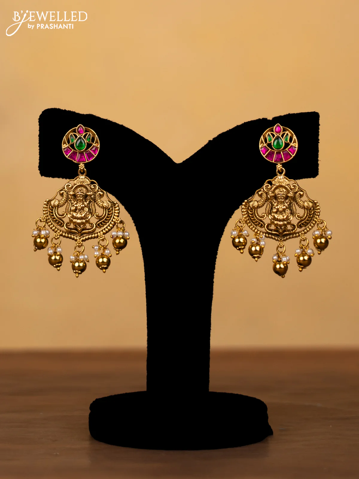 Jadau haram lakshm & peacock design with jadau kundan stones and gold beads & pearl hangings - Image 2