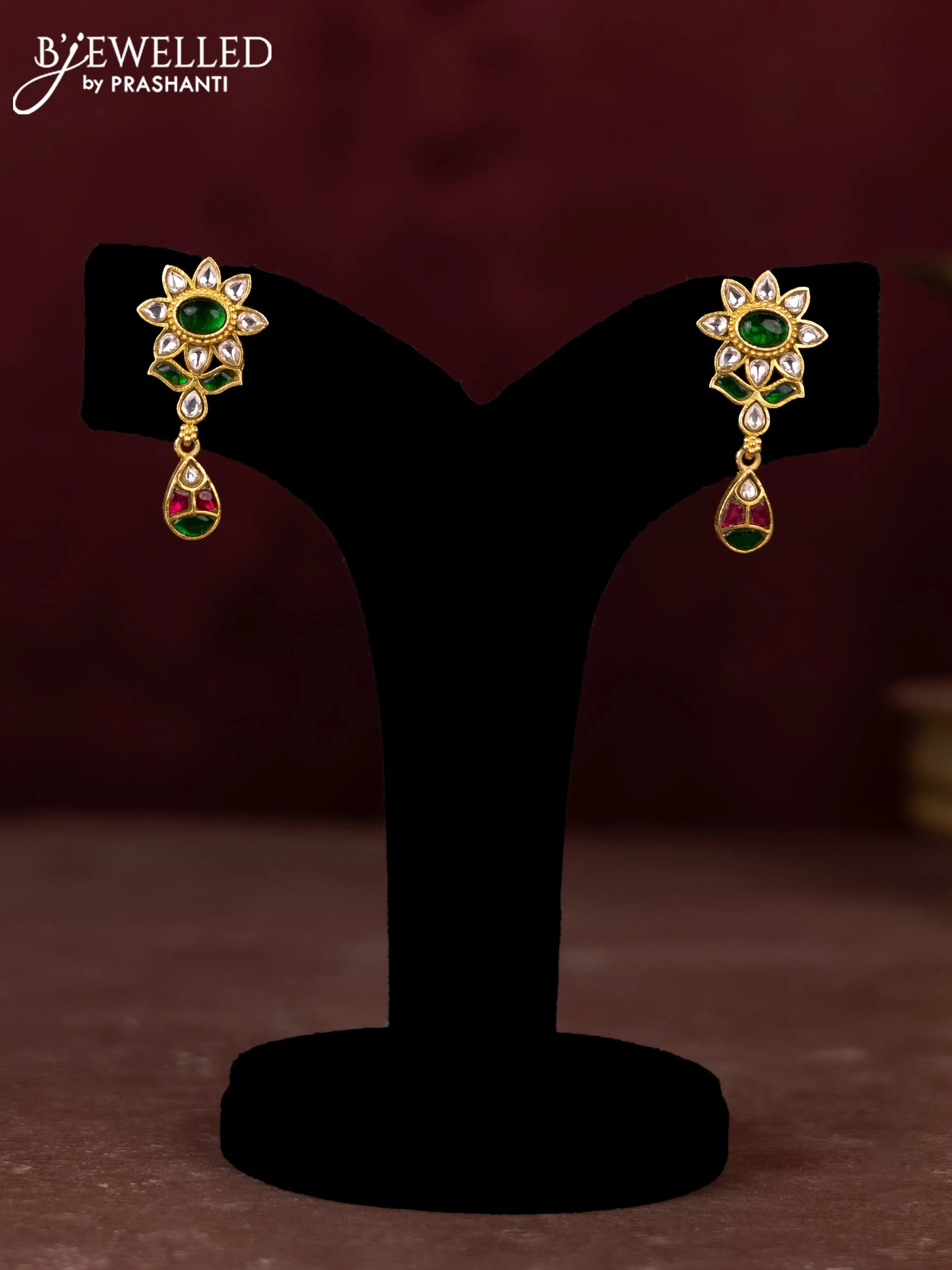 Jadau necklace peacock design with jadau kundan stones and pearl & mint green beads hangings - Image 2