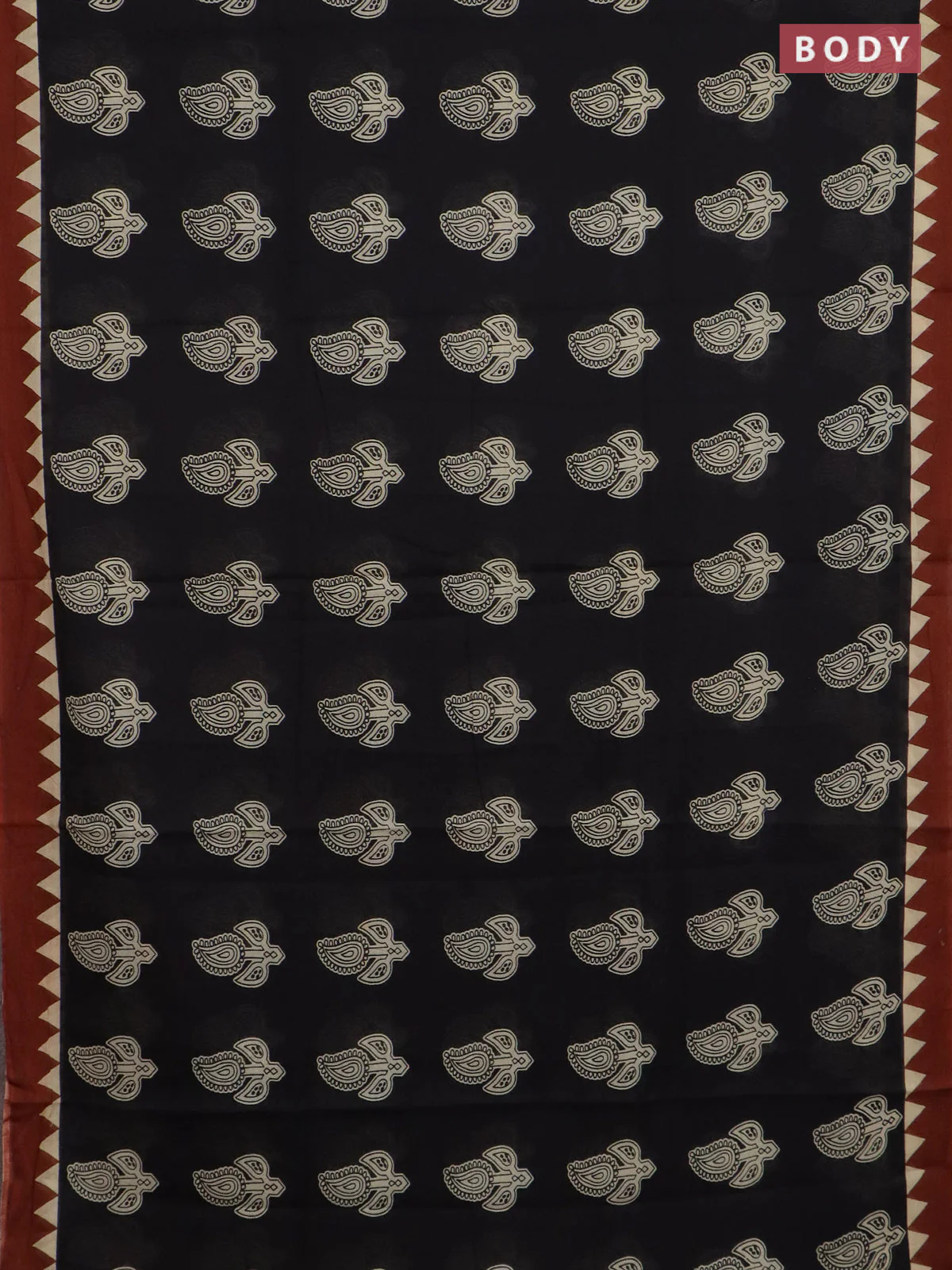 Jaipur cotton saree black and rust shade with paisley butta prints and printed border - Image 2