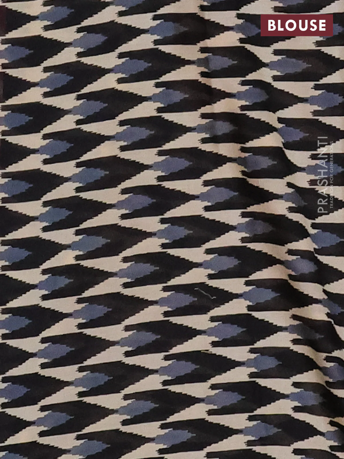 Jaipur cotton saree red and black with allover zig zag prints and printed border - Image 4
