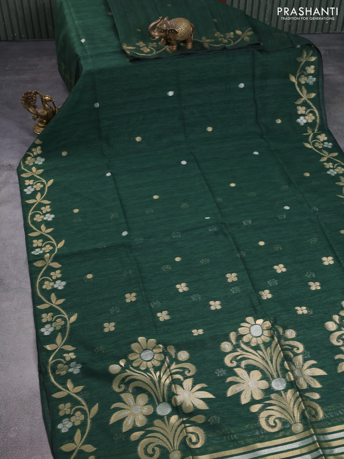 Jute linen saree green with zari woven buttas and floral zari woven border - Image 2