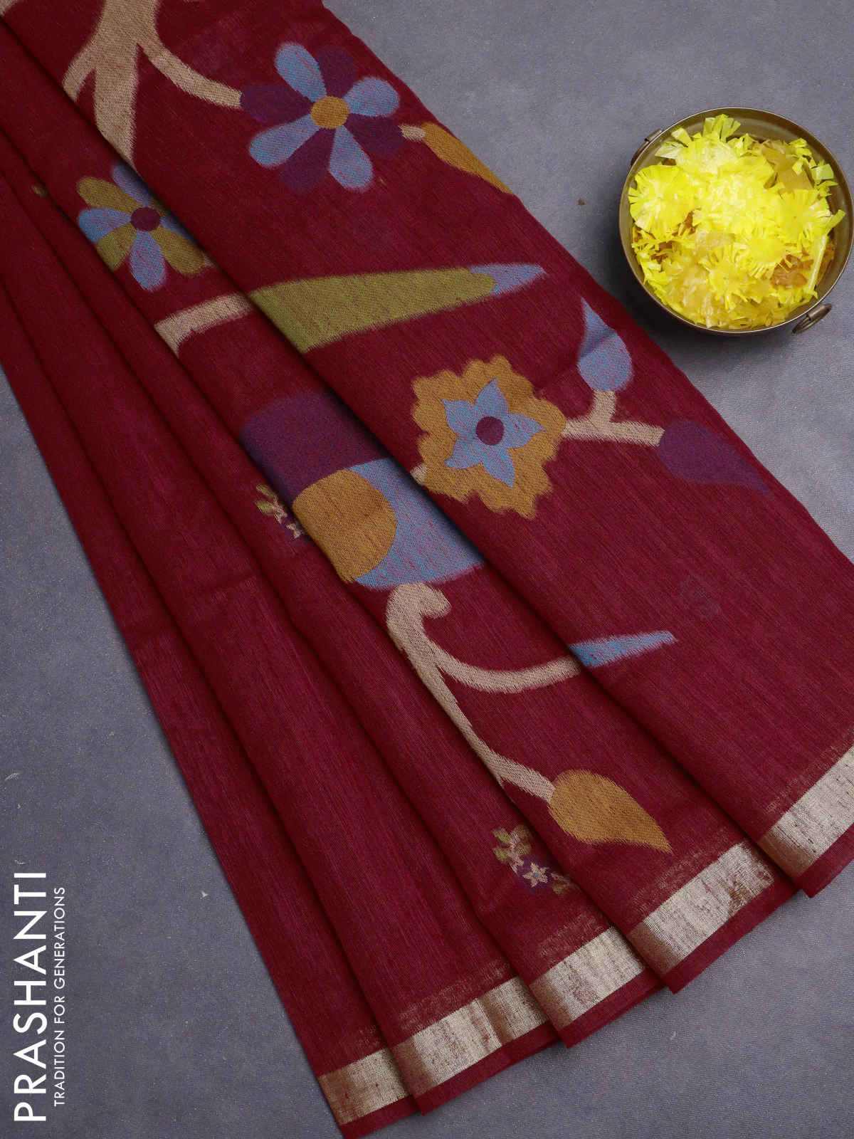 Jute saree red with floral thread woven buttas and jamdhani pallu - Image 2