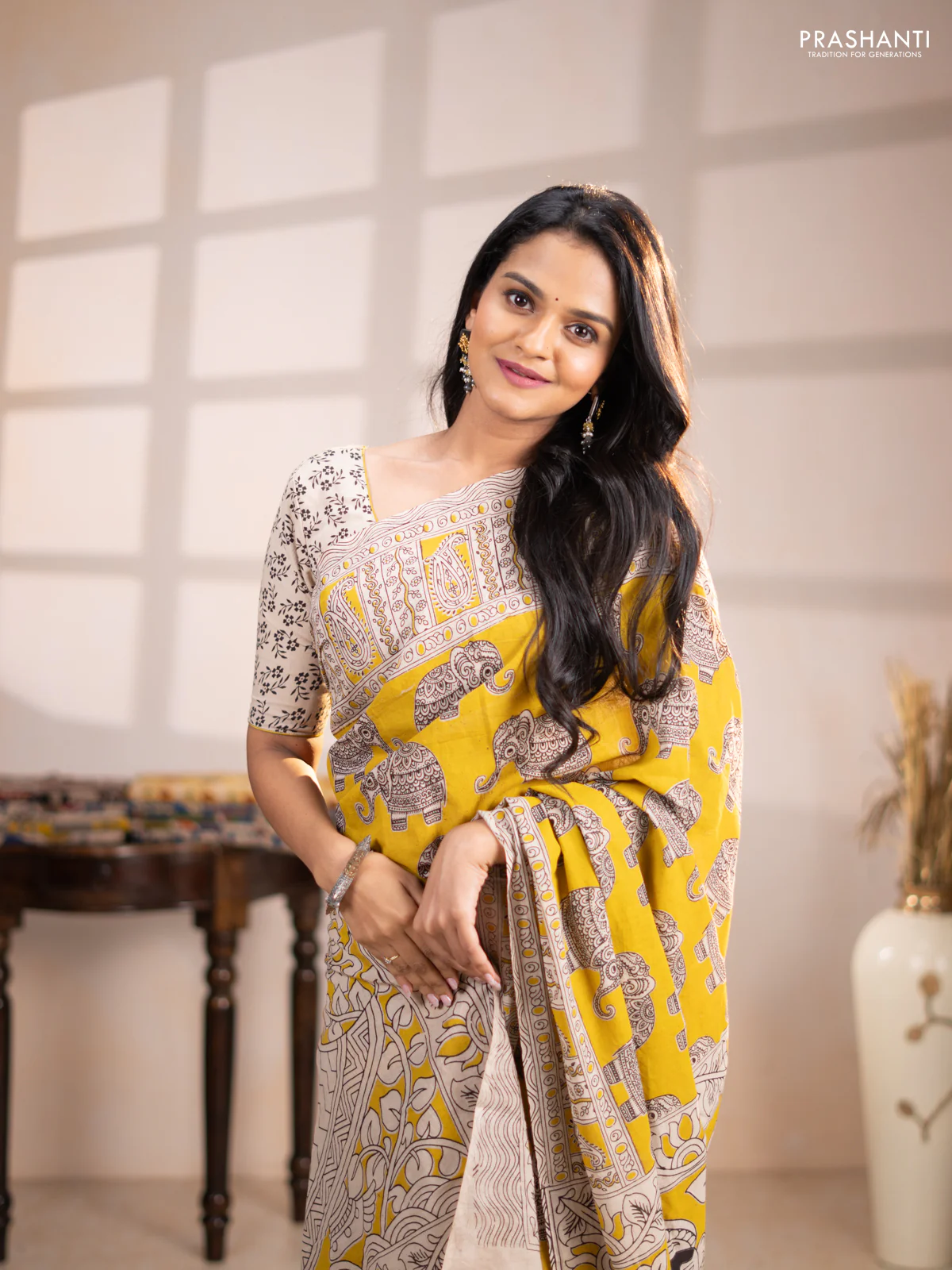 Kalamkari cotton saree yellow and beige with allover butta prints and printed border - Image 3