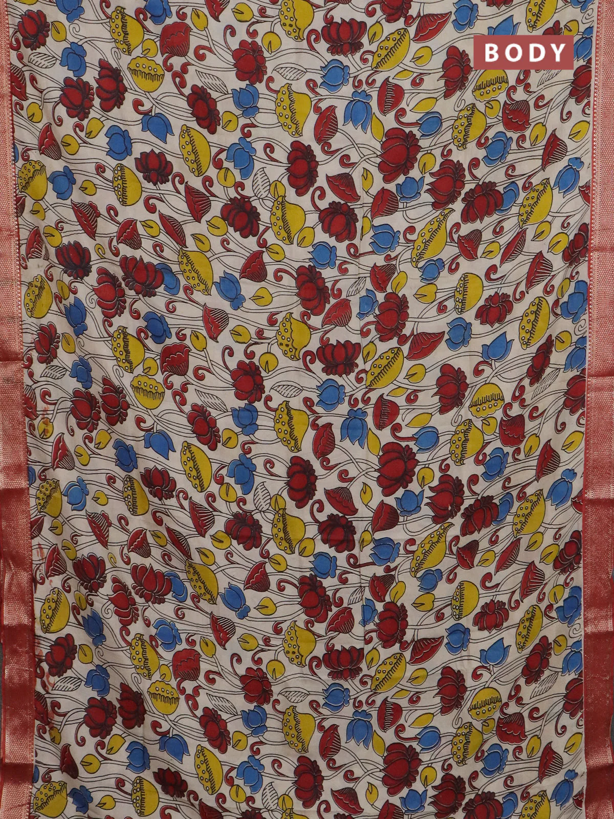 Kalamkari semi silk saree beige and rust shade with allover prints and mangalgiri border - Image 2