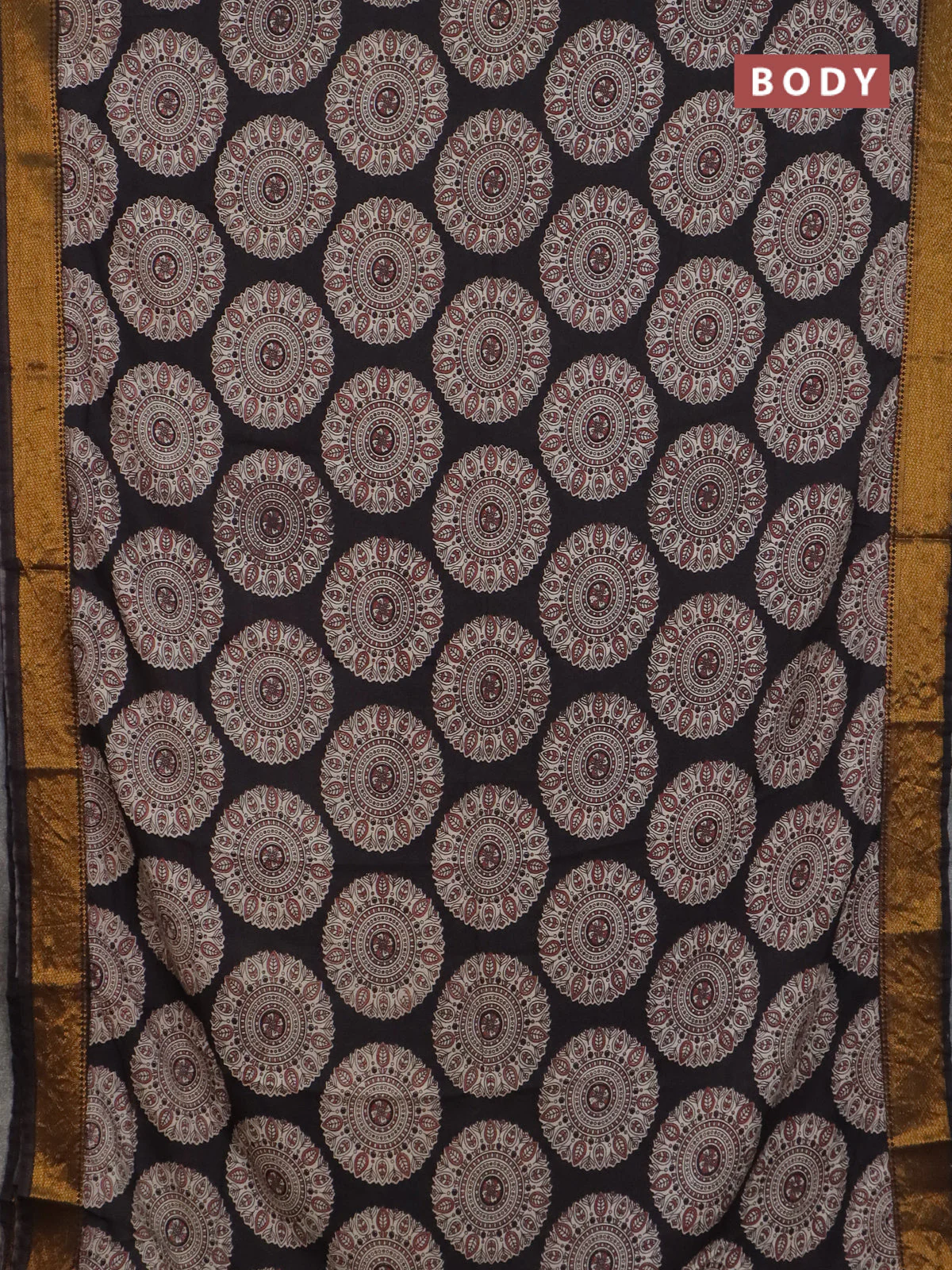 Kalamkari semi silk saree black with allover prints and mangalgiri border - Image 2