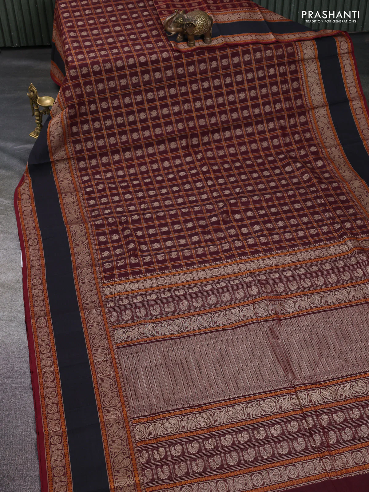 Kanchi cotton saree maroon and black with allover thread checks & buttas and rettapet thread woven border - Image 2