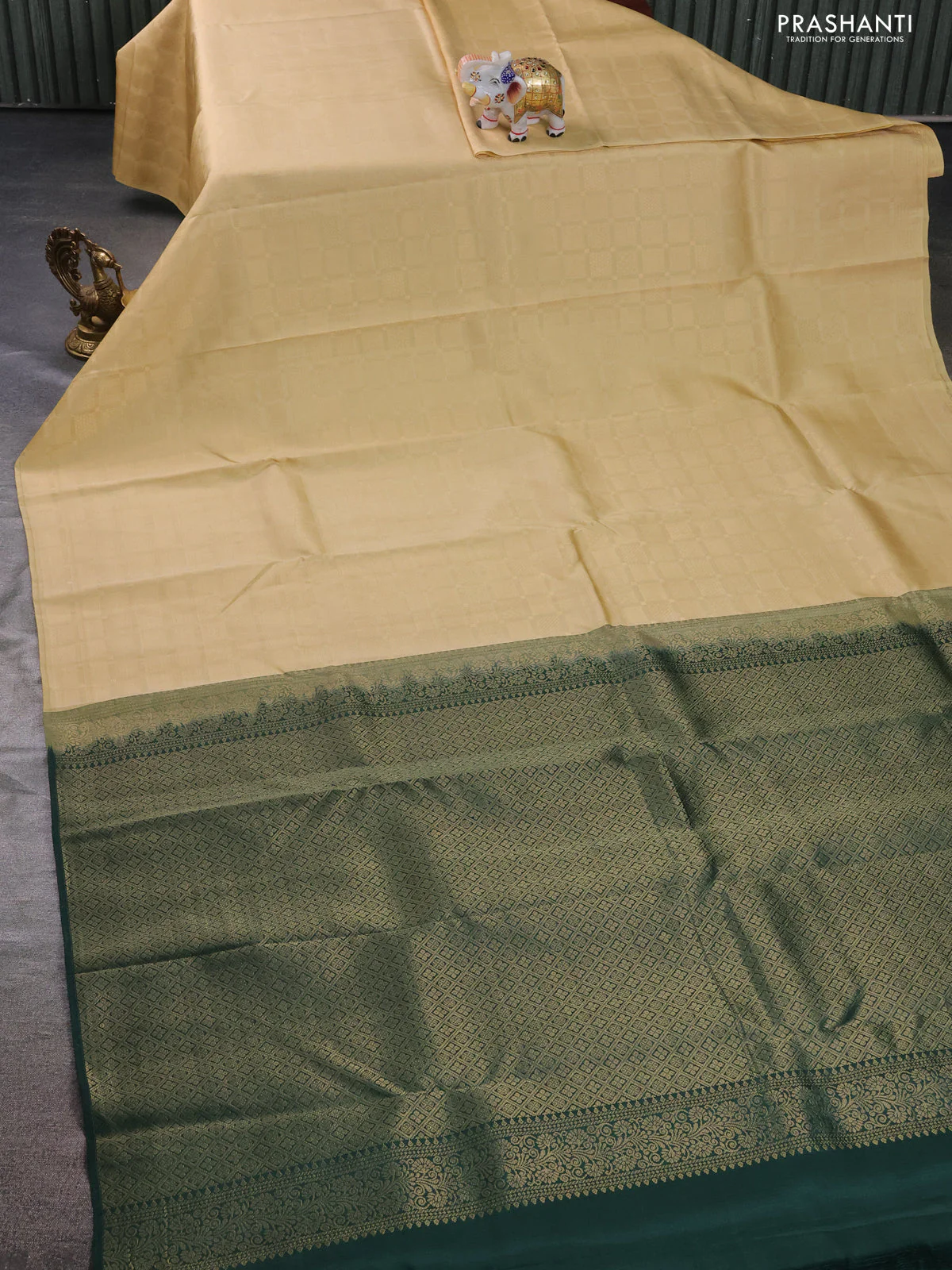 Kanchipuram silk saree ccream and bottle green with allover zari woven brocade weaves in borderless style - Image 2