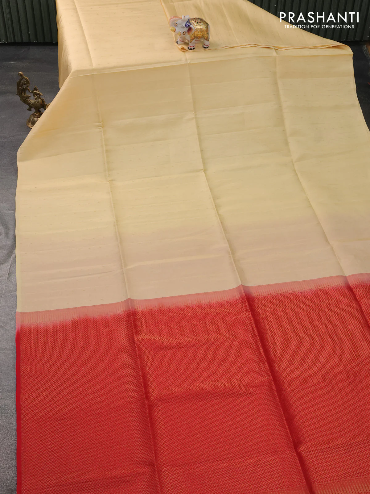 Kanchipuram silk saree cream and red with allover zari weaves in borderless style - Image 2
