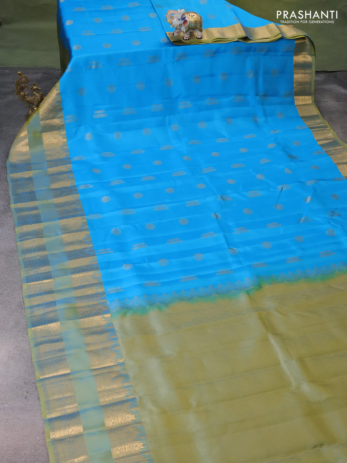 Kanchipuram silk saree cs blue and green shade with zari woven buttas and long zari woven border - Image 2