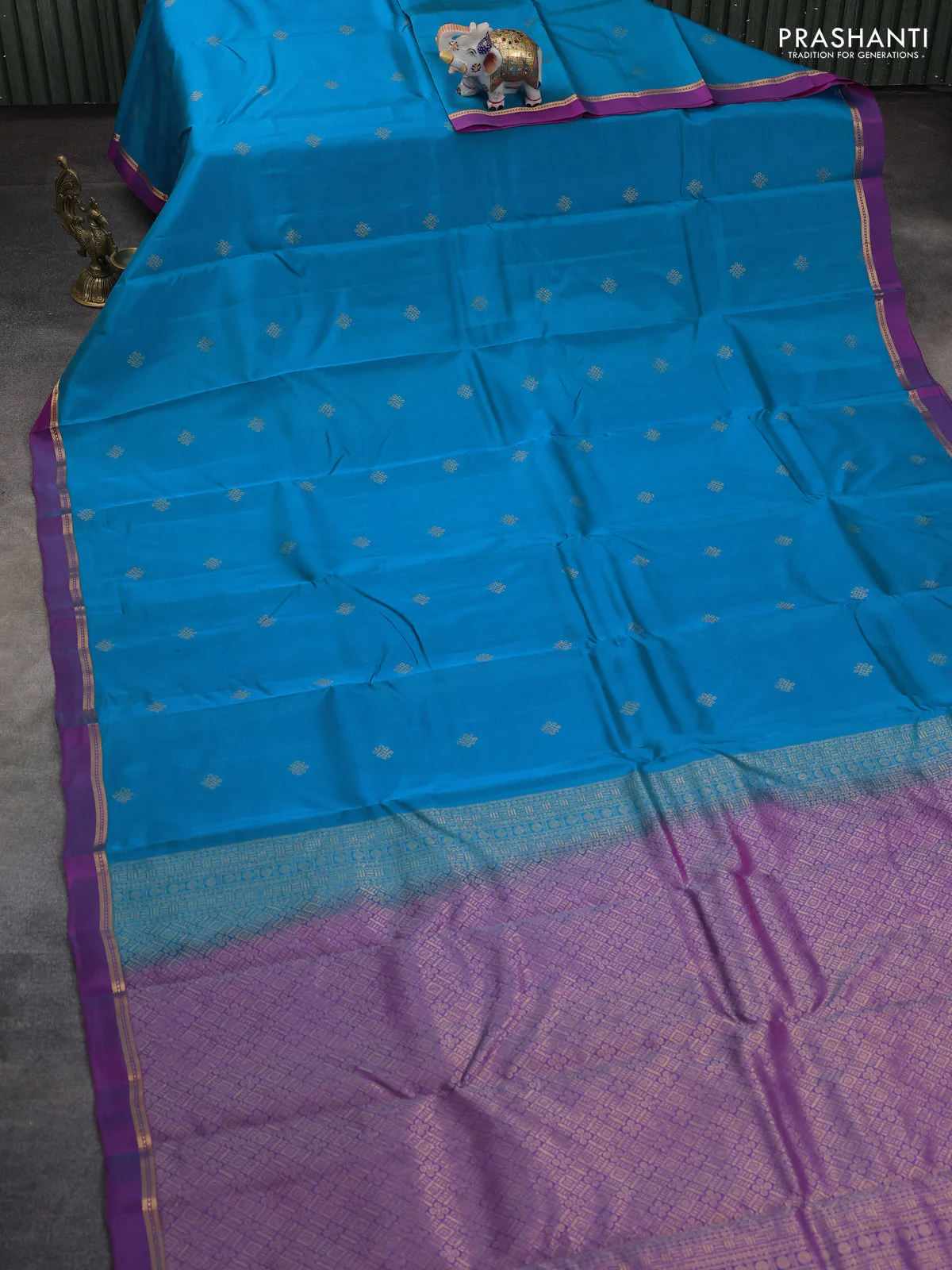 Kanchipuram silk saree cs blue and purple with zari woven buttas and zari woven simple border - Image 2
