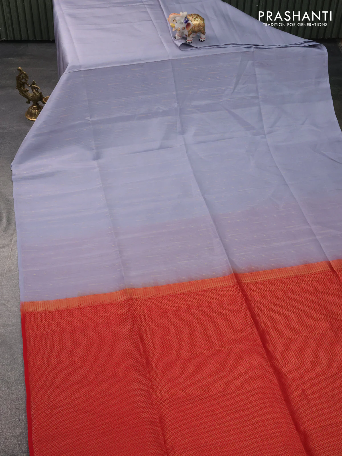 Kanchipuram silk saree grey and red with allover zari weaves in borderless style - Image 2