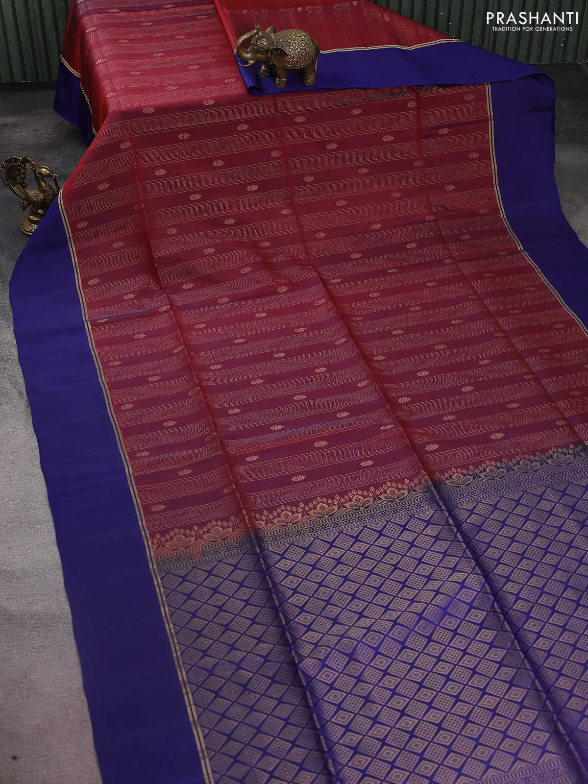 Kanchipuram silk saree maroon and blue with allover zari weaves and zari woven simple border - Image 2
