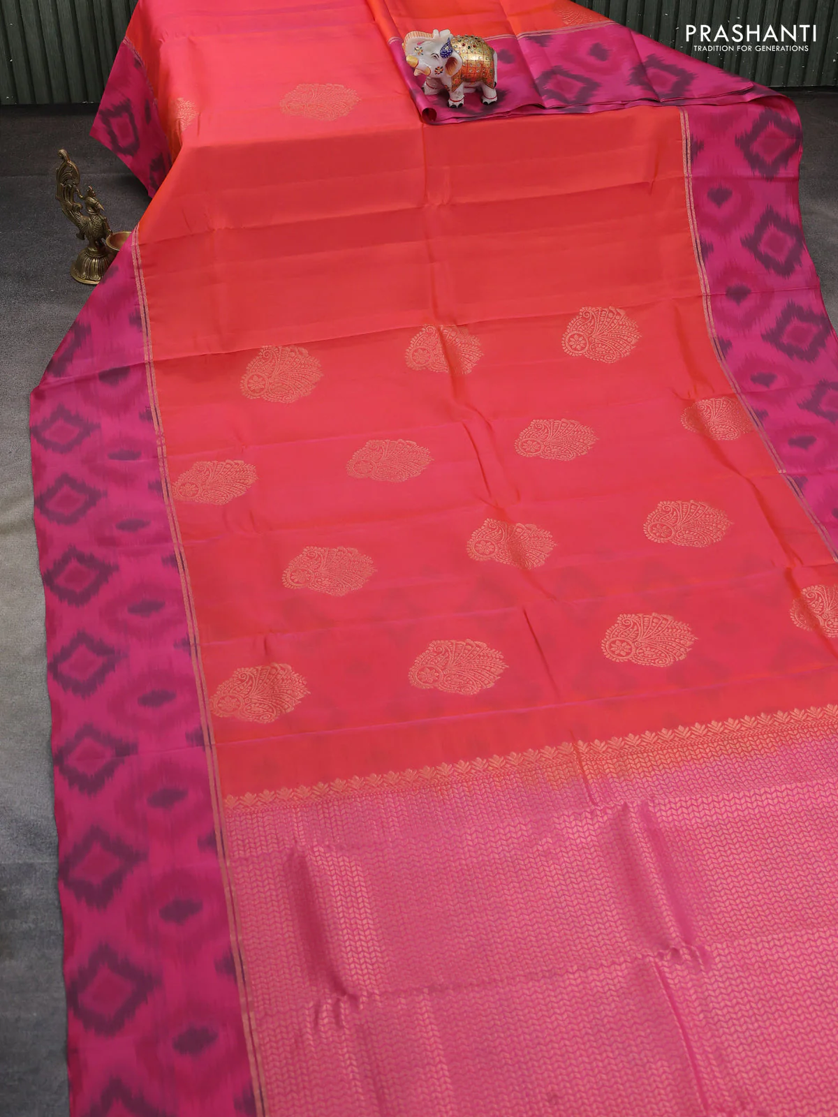 Kanchipuram silk saree orange and pink with copper zari woven buttas and copper ikat woven border - Image 2