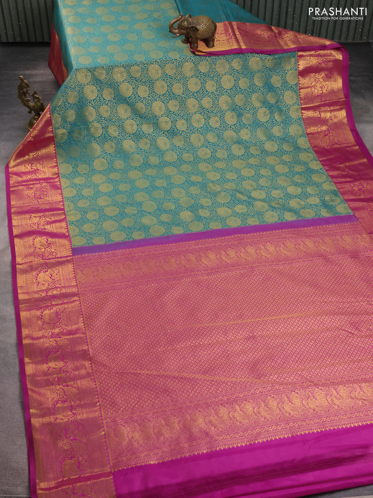Kanchipuram silk saree peacock green and purple with allover zari woven brocade weaves and zari woven border - Image 2