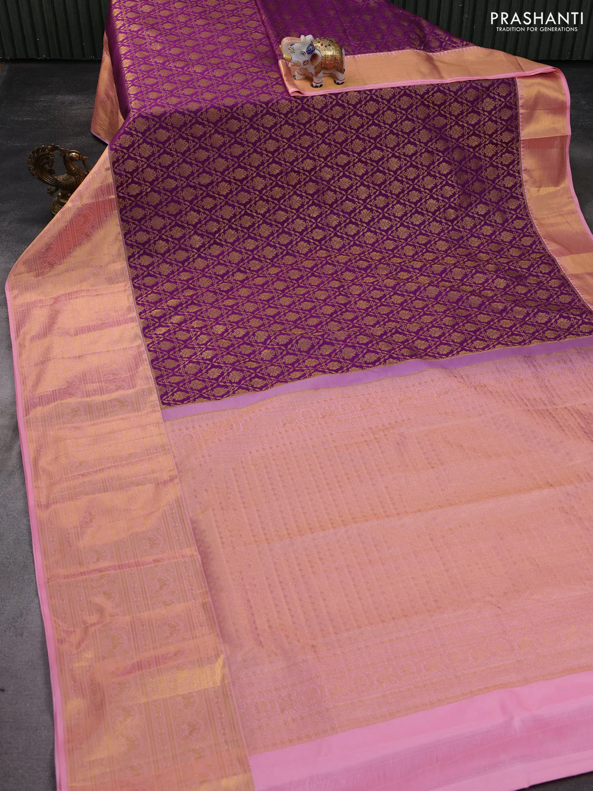 Kanchipuram silk saree purple and peach pink with allover zari woven brocade weaves and long zari woven border - Image 2