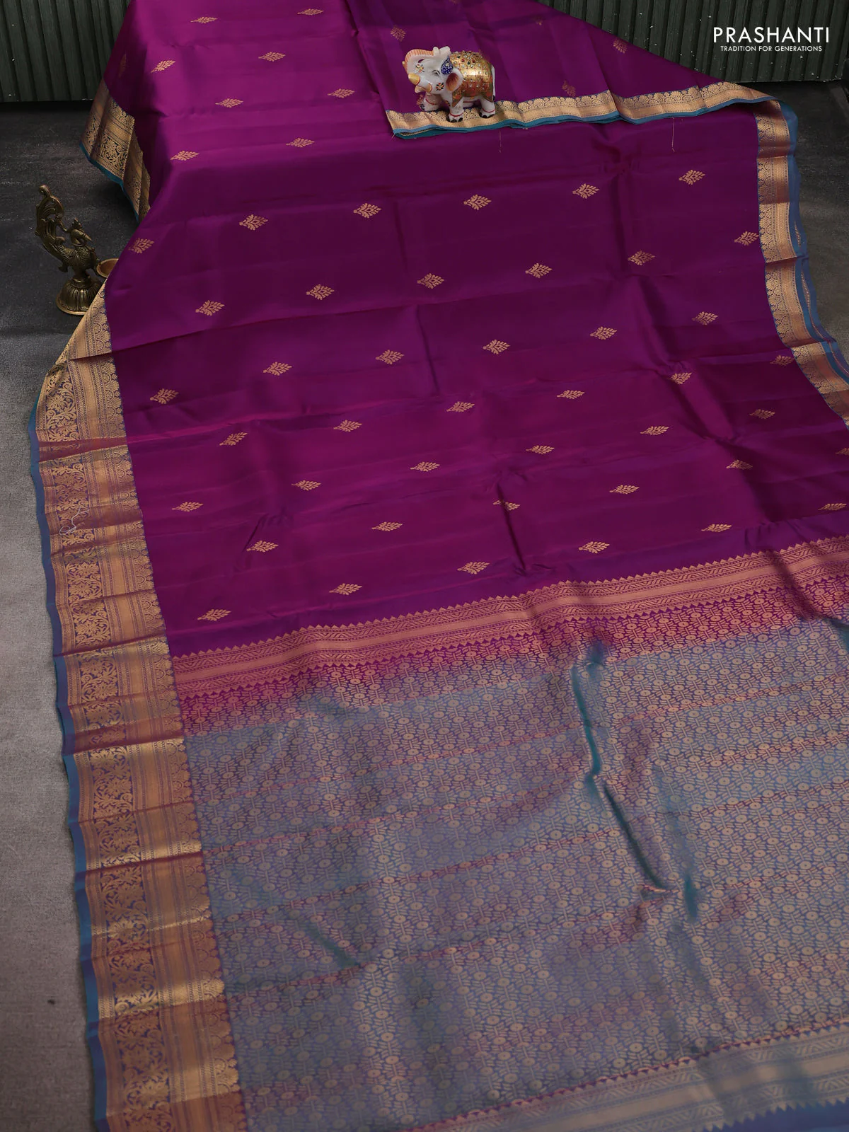 Kanchipuram silk saree purple and teal green with zari woven buttas and zari woven border - Image 2