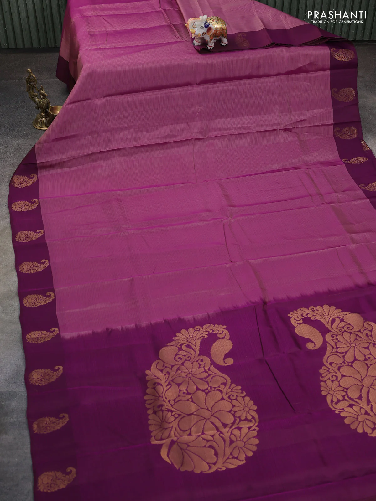 Kanchipuram silk saree purple shade and purple with plain body and paisley zari woven butta border - Image 2