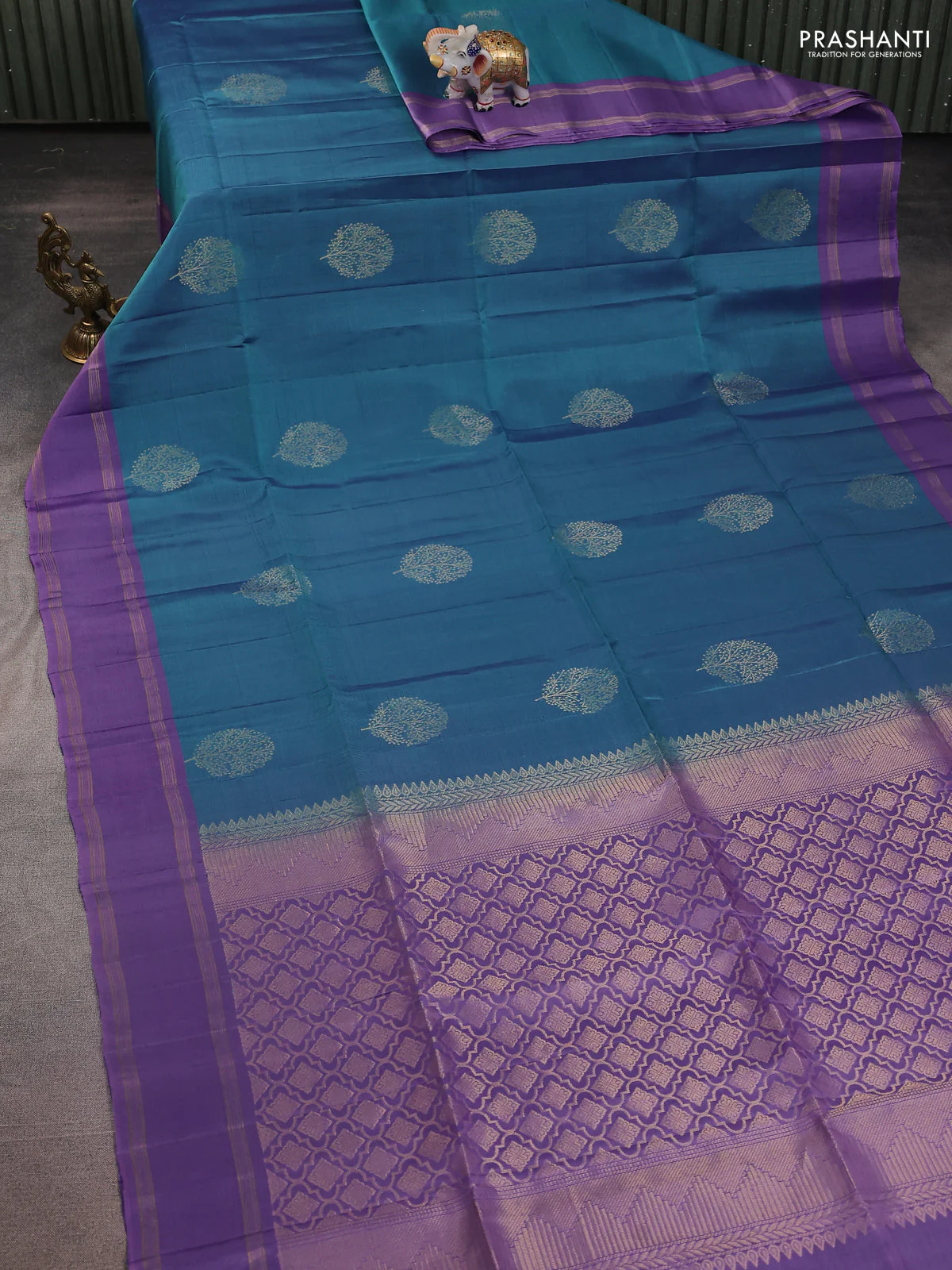 Kanchipuram silk saree teal blue and mild lavender with zari woven buttas and rettapet zari woven border - Image 2