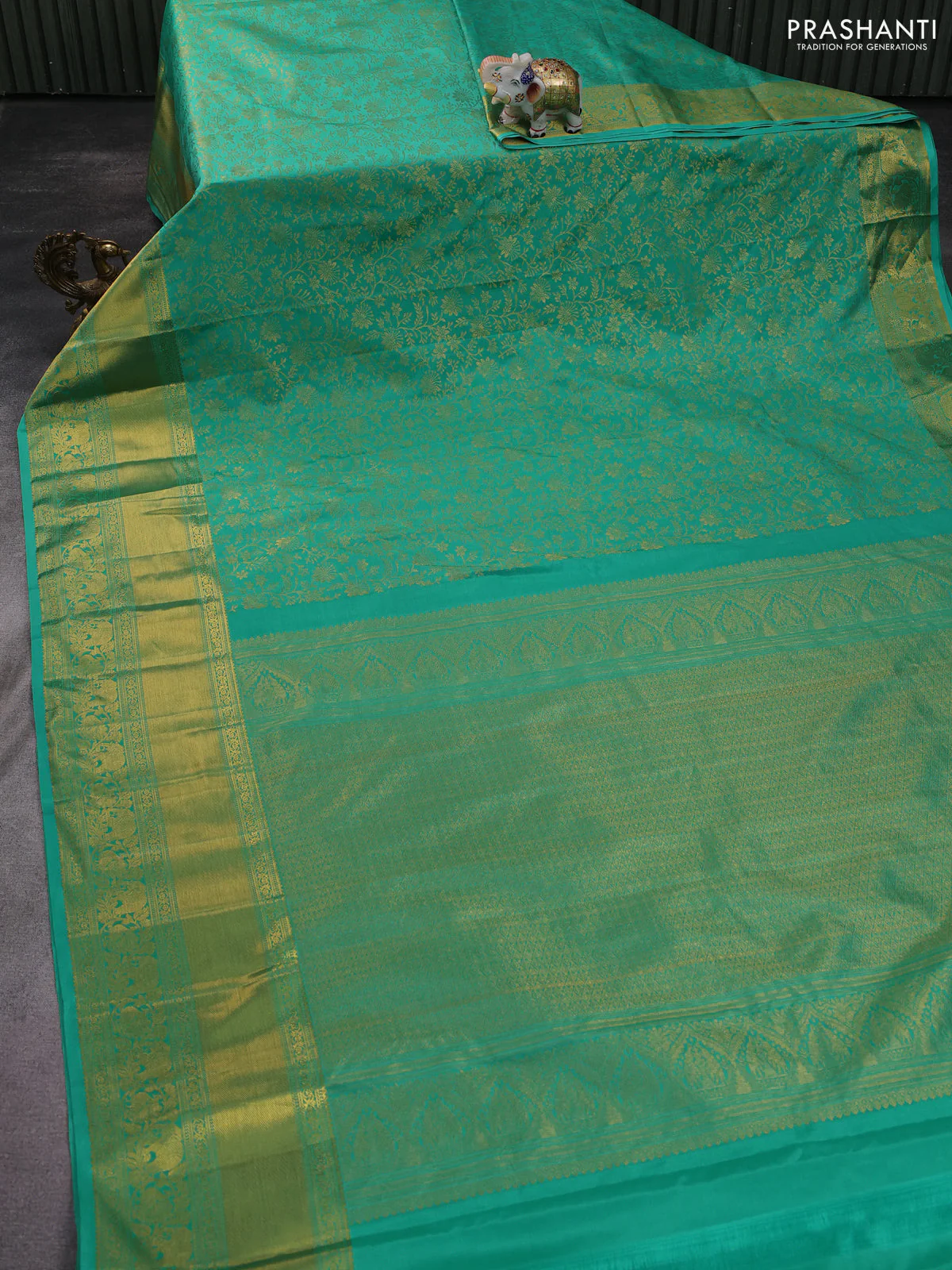 Kanchipuram silk saree teal green with allover zari woven brocade weaves and zari woven border - Image 2