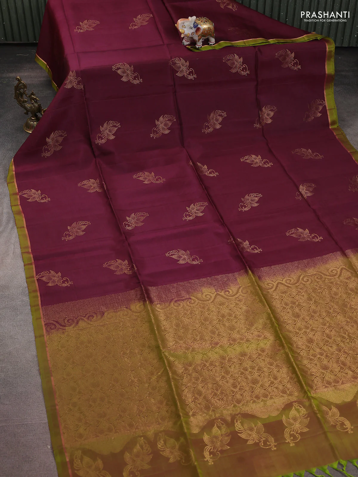 Kanchipuram silk saree wine shade and dual shade of light green with zari woven buttas and simple zari border - Image 2