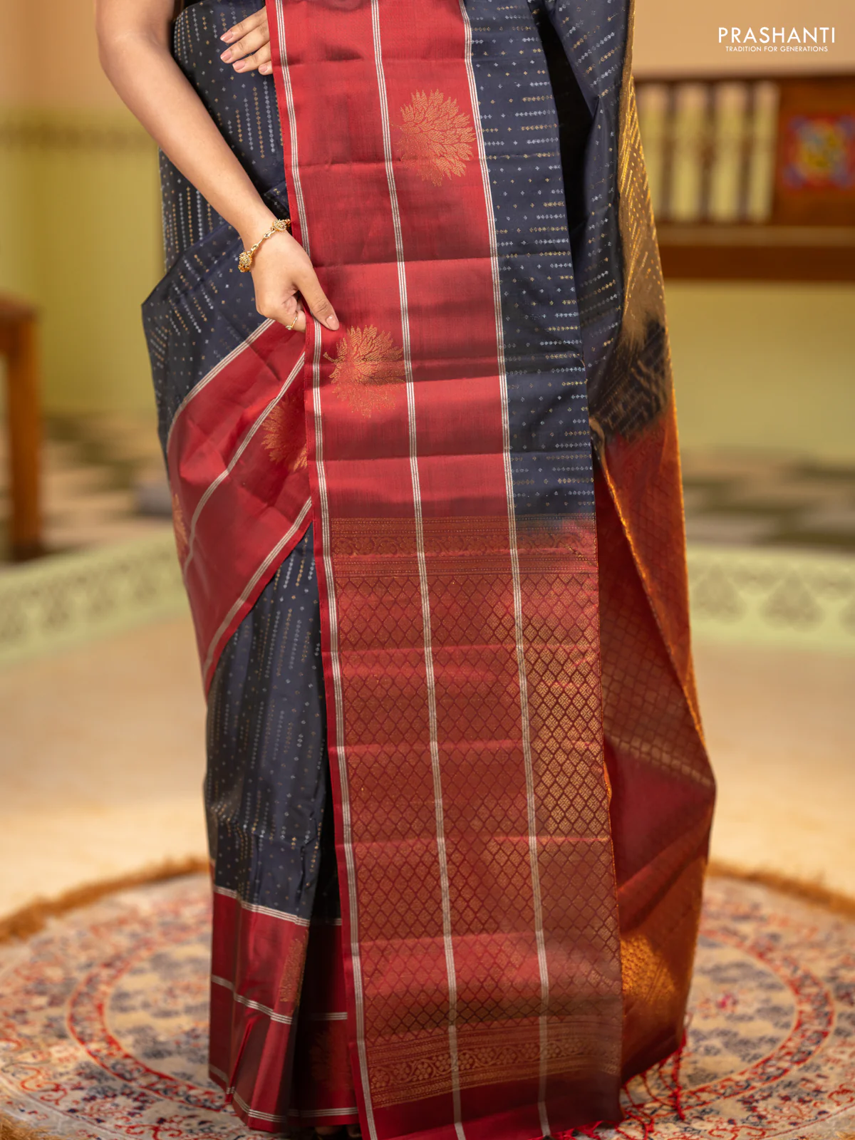 Kanchipuram soft silk saree black and maroon with allover silver & zari weaves and long zari woven butta border - Image 3