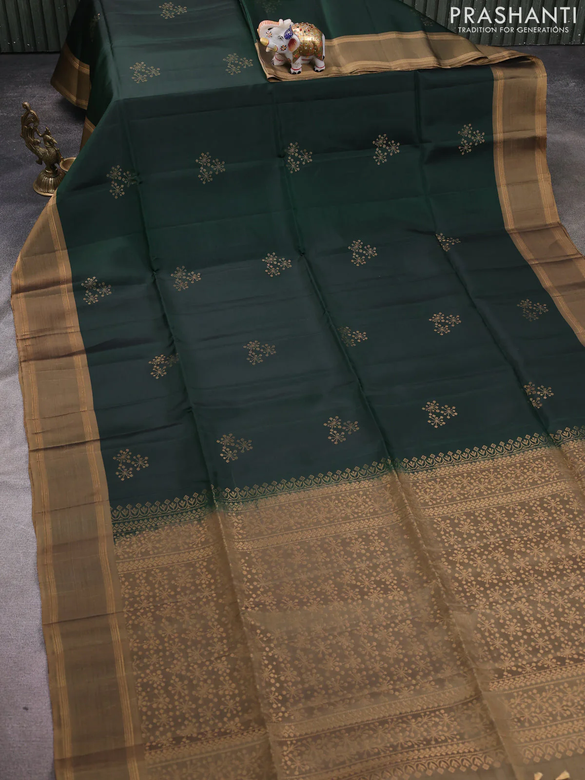 Kanchipuram soft silk saree bottle green and chikku shade with zari woven buttas and rettapet zari woven border - Image 2