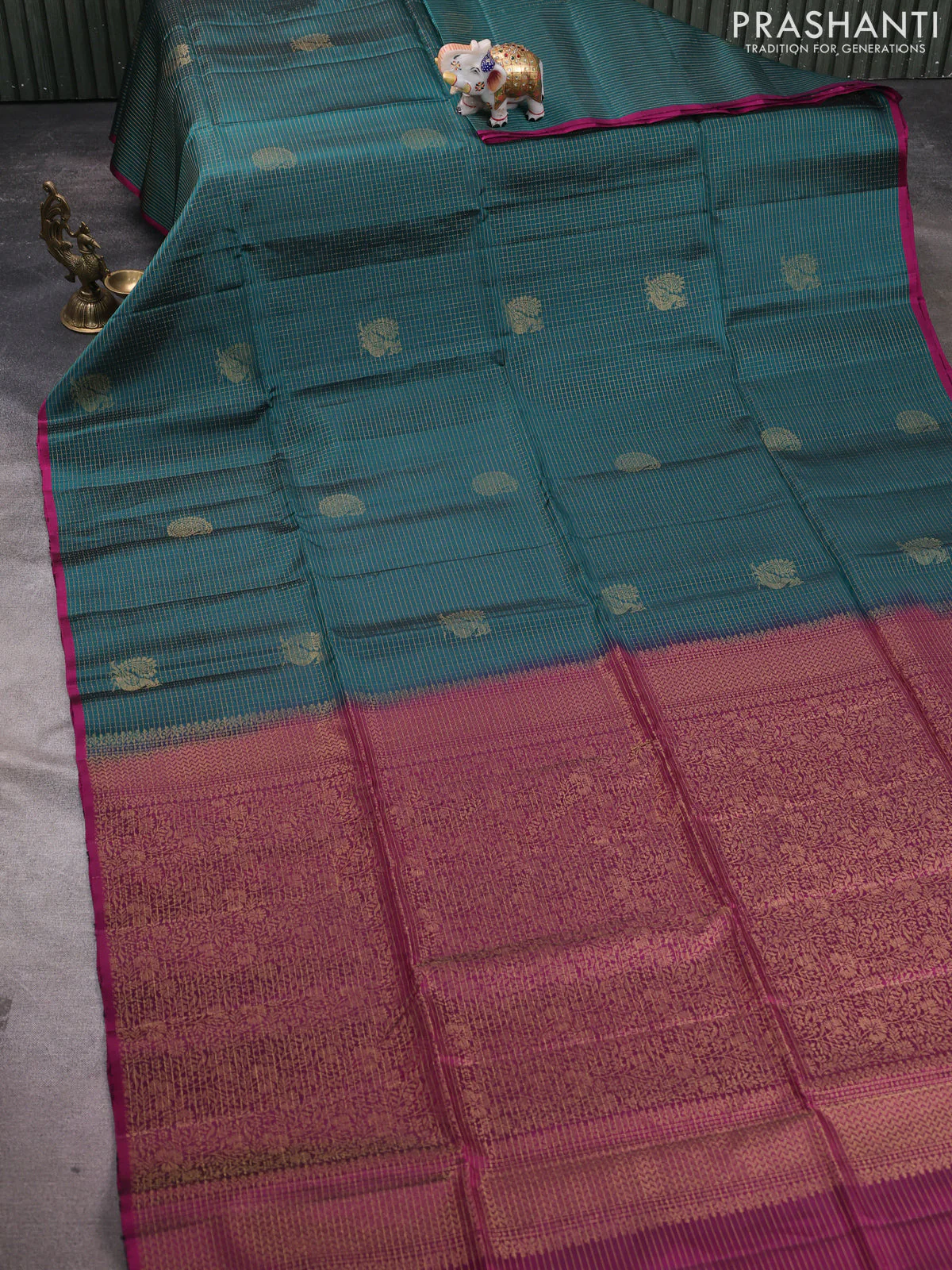 Kanchipuram soft silk saree bottle green and magenta pink with allover zari checks & buttas and piping border - Image 2