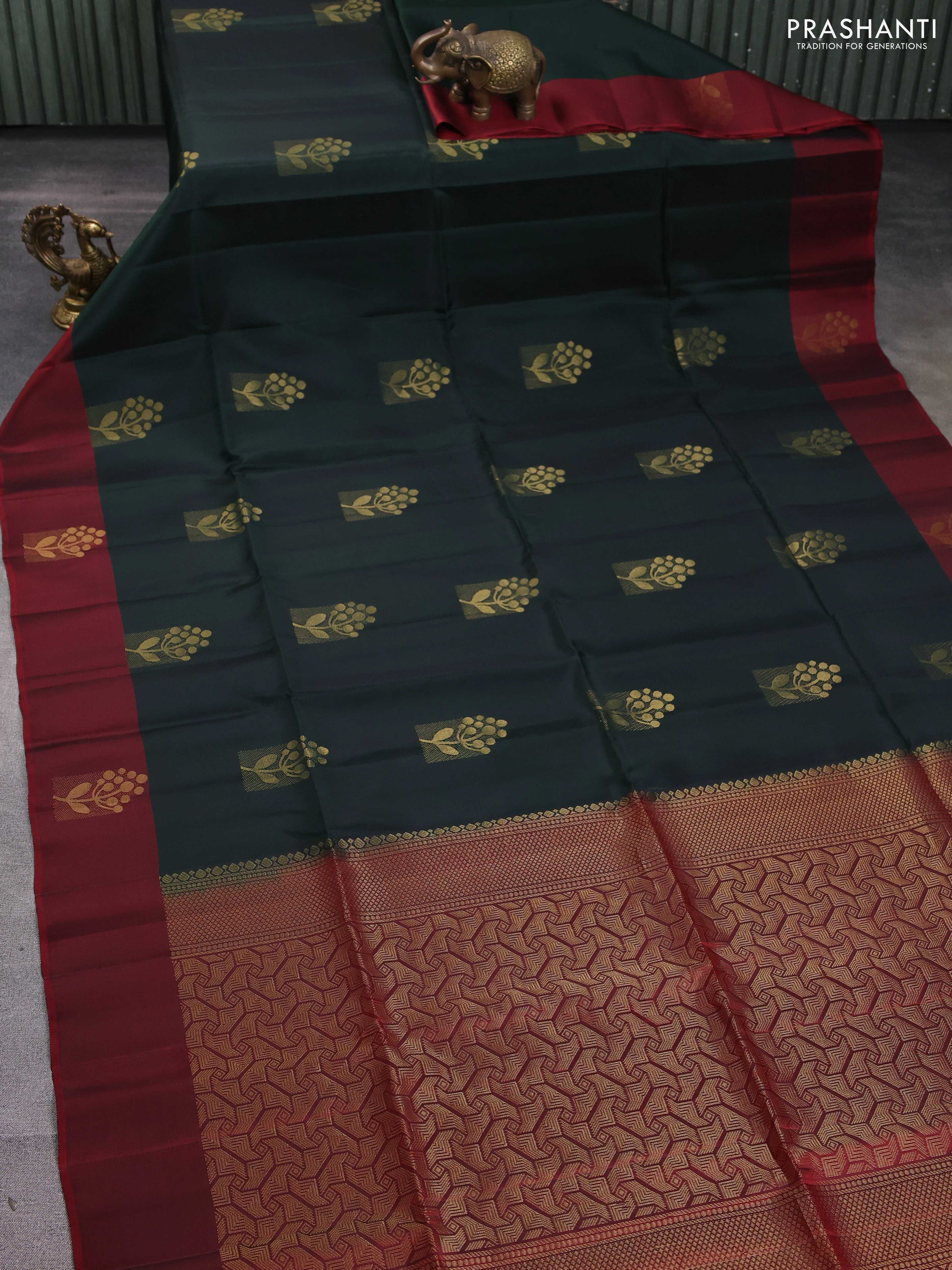 Kanchipuram soft silk saree bottle green and maroon with zari woven buttas and zari woven butta border - Image 2