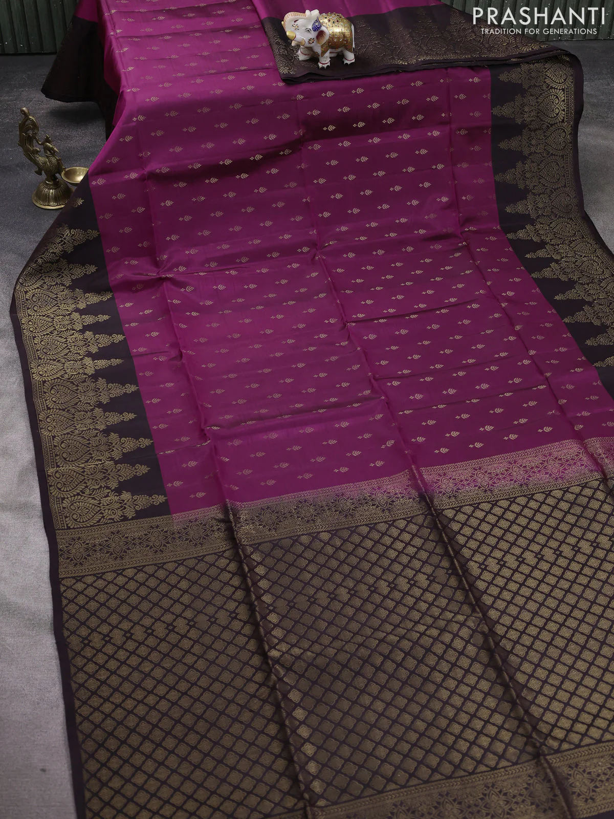 Kanchipuram soft silk saree dark purple and coffee brown with allover zari woven buttas and long zari woven border - Image 2
