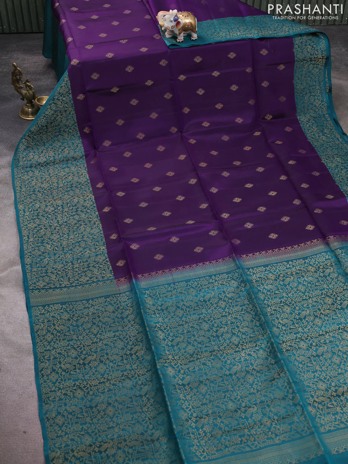 Kanchipuram soft silk saree deep purple and peacock green with allover zari woven buttas and long zari woven border - Image 2