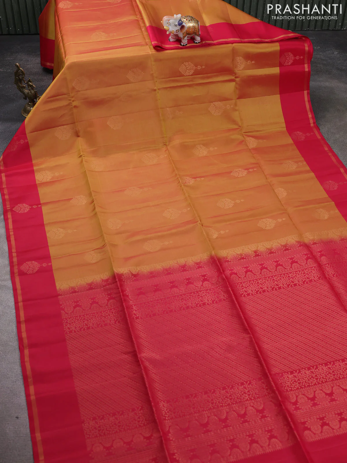Kanchipuram soft silk saree dual shade of mustard yellow and pink with zari woven buttas and zari woven butta border - Image 2