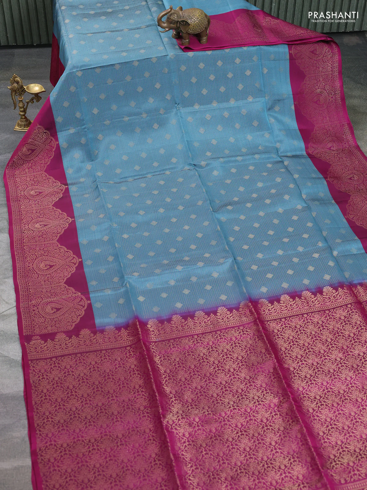Kanchipuram soft silk saree greyish blue and magenta pink with allover zari stripes & buttas and long zari woven border - Image 2